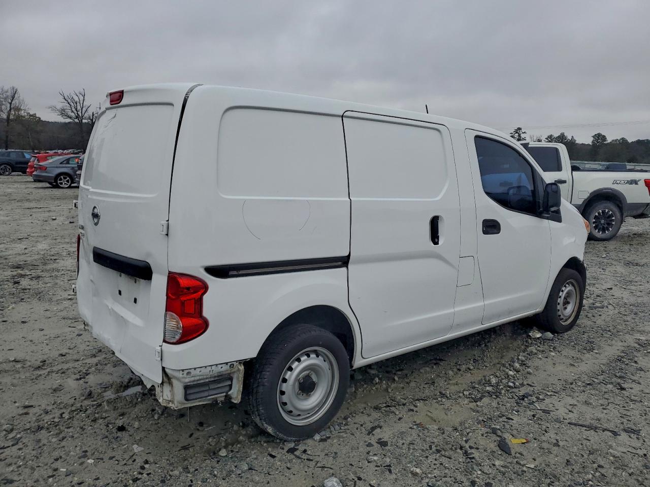 NISSAN NV200 2.5S