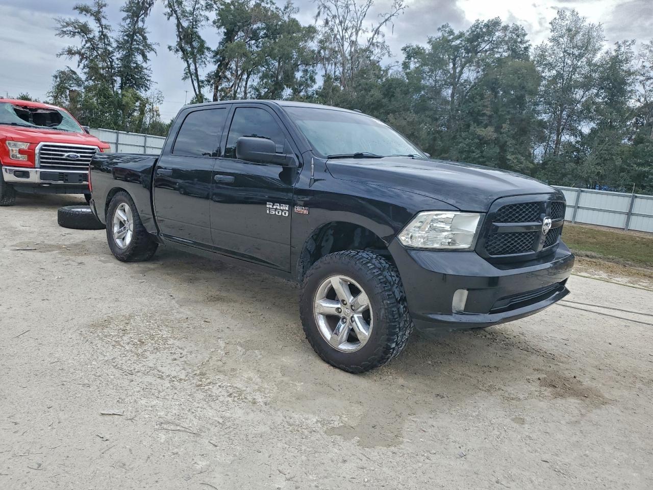 RAM 1500 ST