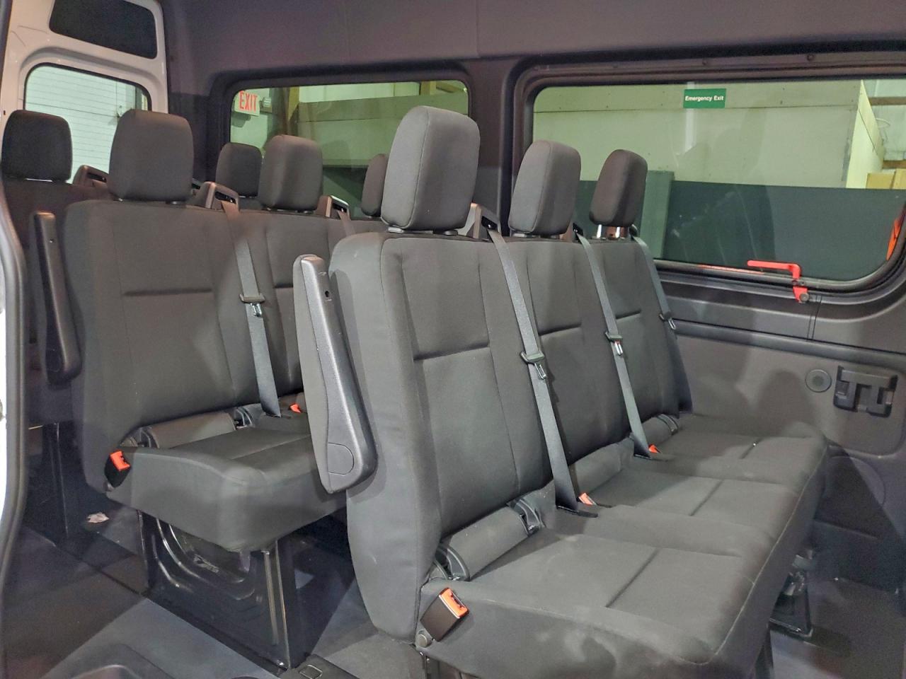 MERCEDES-BENZ SPRINTER 2500