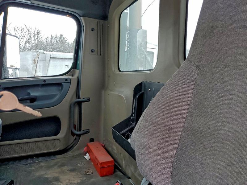2018 FREIGHTLINER CASCADIA 1 #3319102264