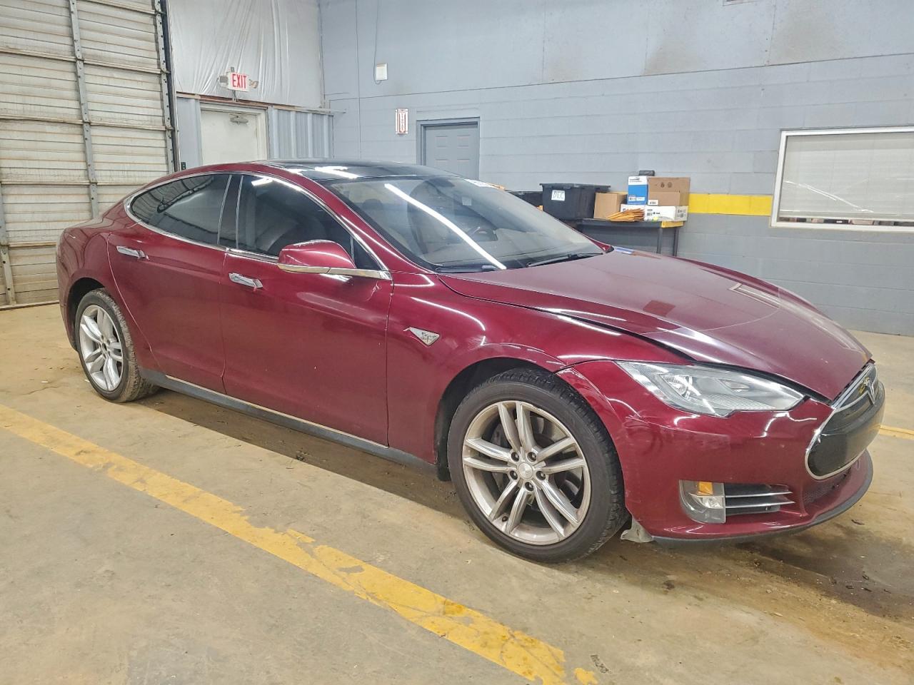 TESLA MODEL S