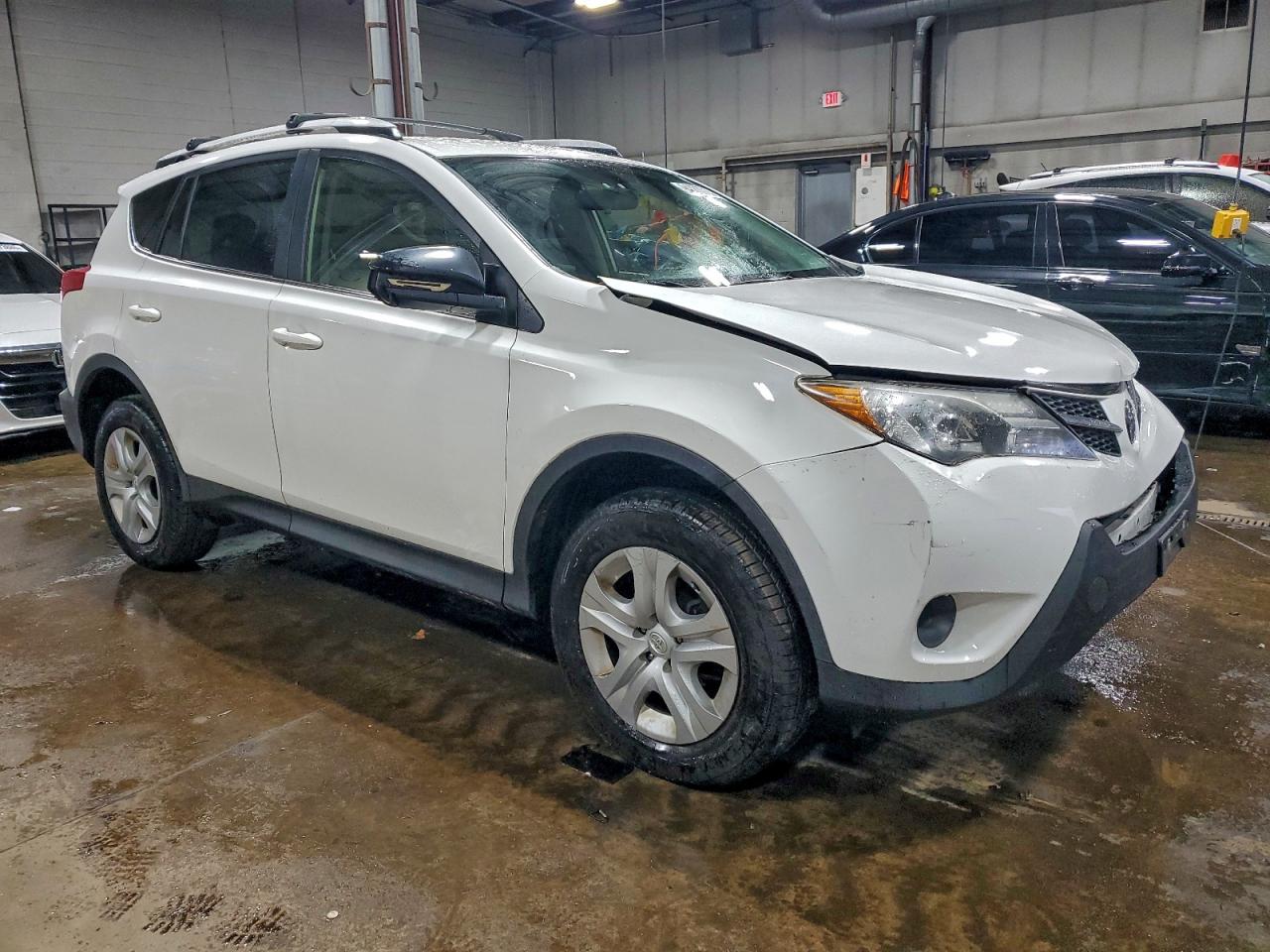 TOYOTA RAV4 LE