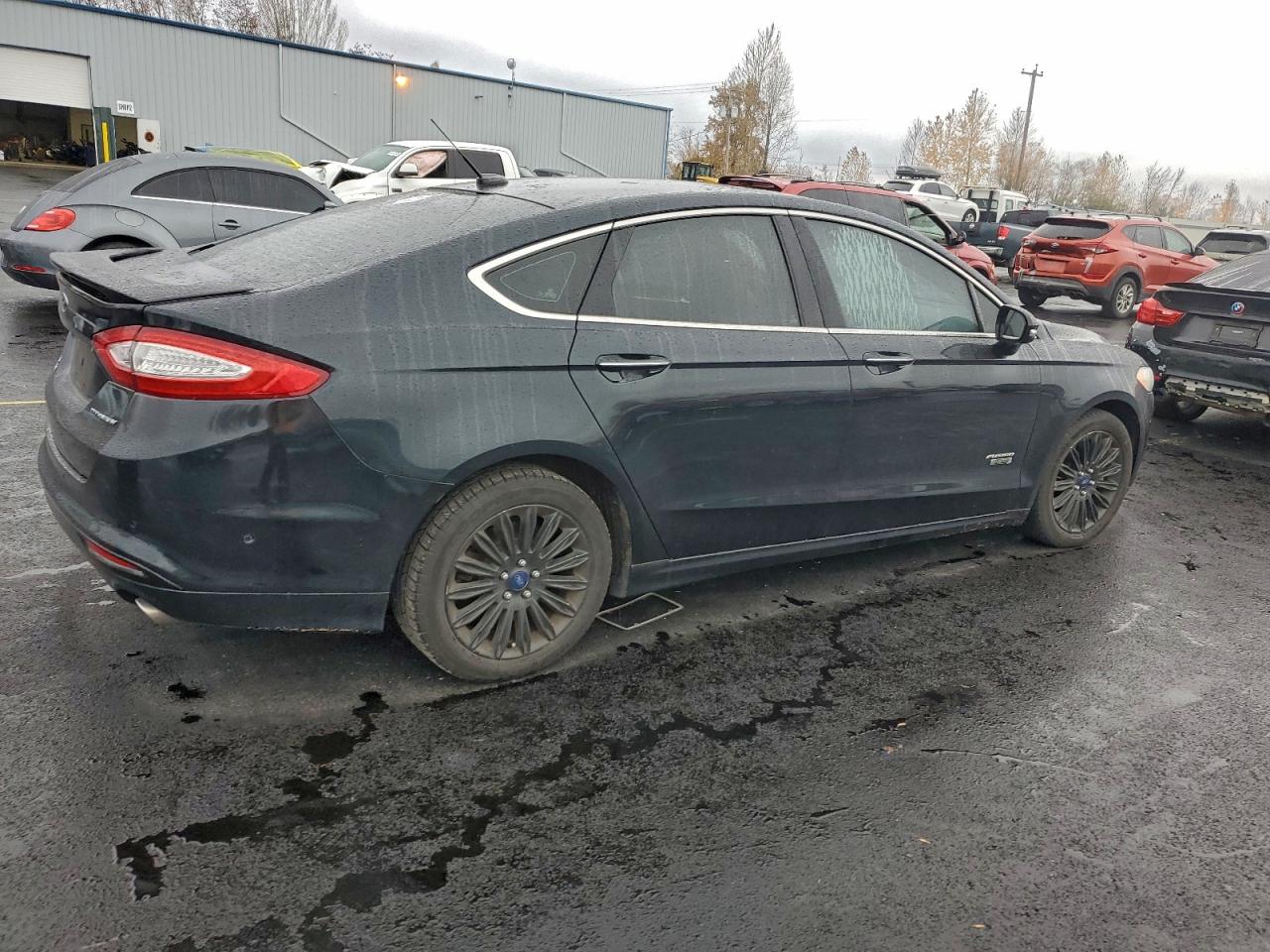FORD FUSION TITANIUM PHEV