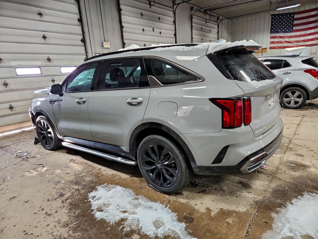 Lot #3316022807 2023 KIA SORENTO SX