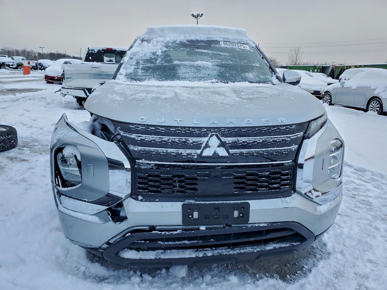 MITSUBISHI OUTLANDER ES