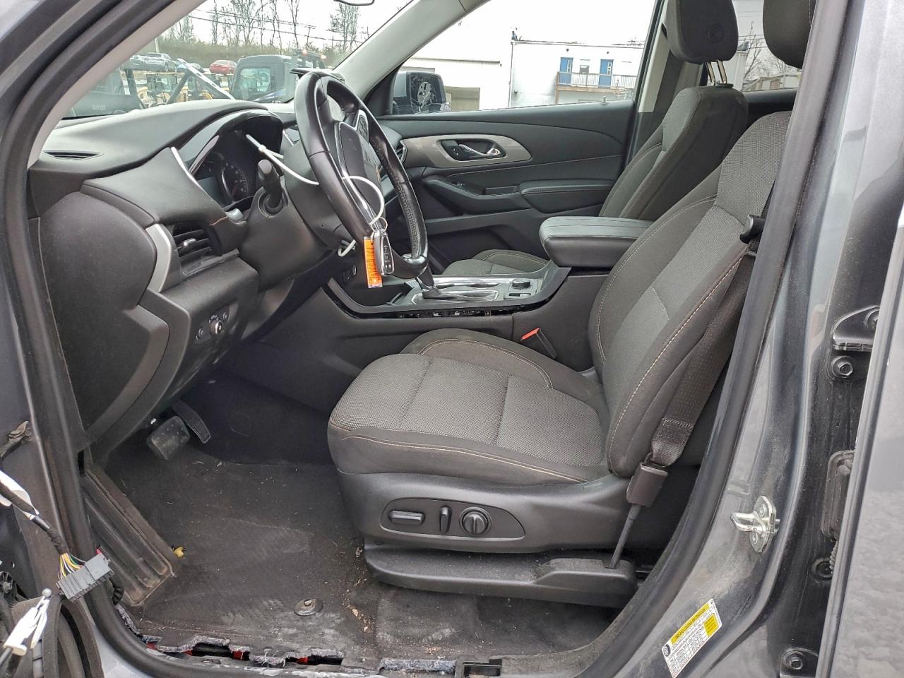 CHEVROLET TRAVERSE LT