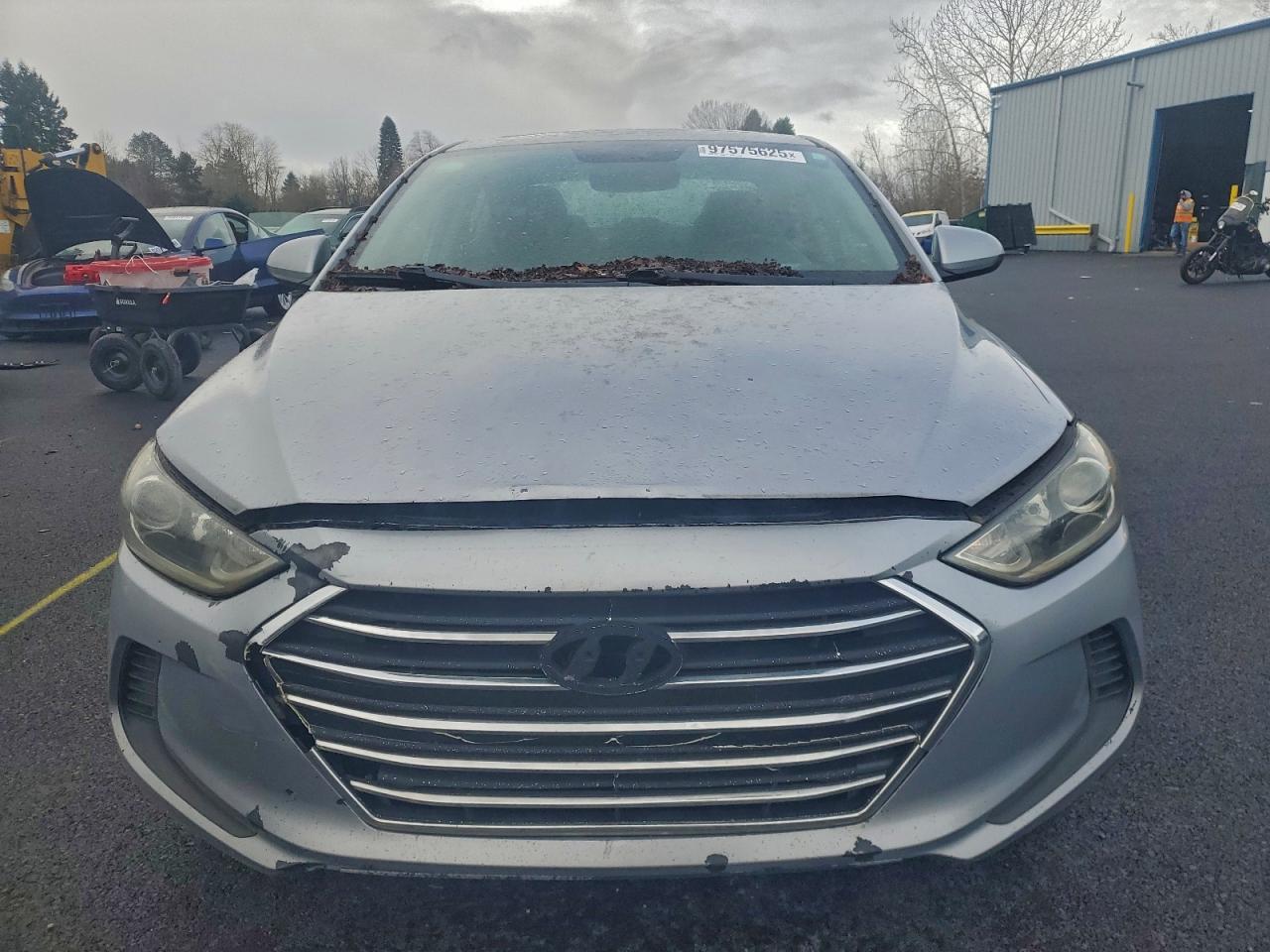 Lot #3317847910 2017 HYUNDAI ELANTRA SE