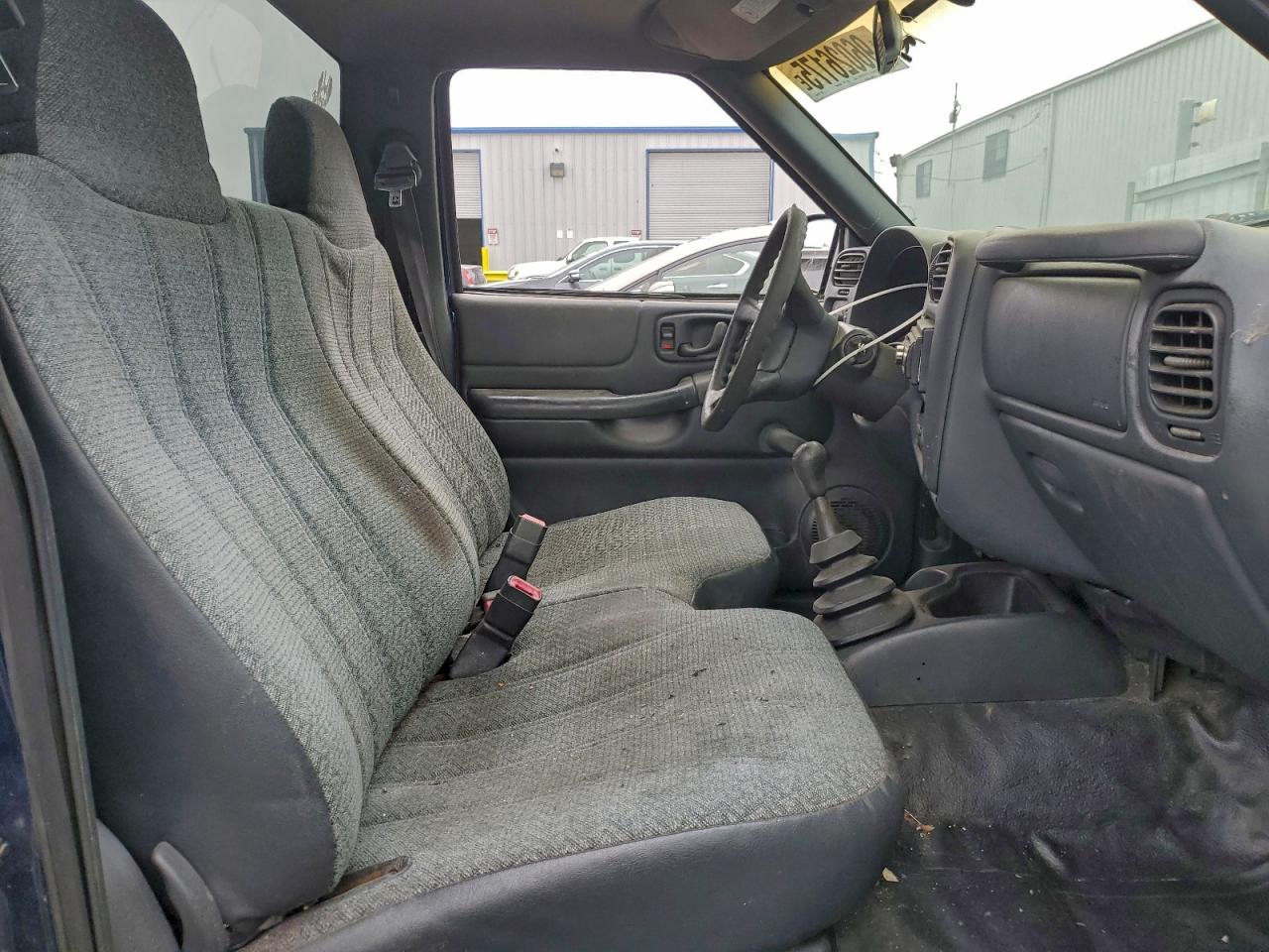 Lot #3310301067 2000 CHEVROLET S TRUCK S1