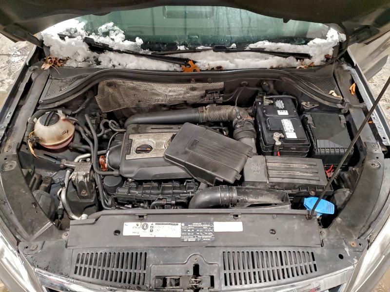 2011 VOLKSWAGEN TIGUAN S #3302909060