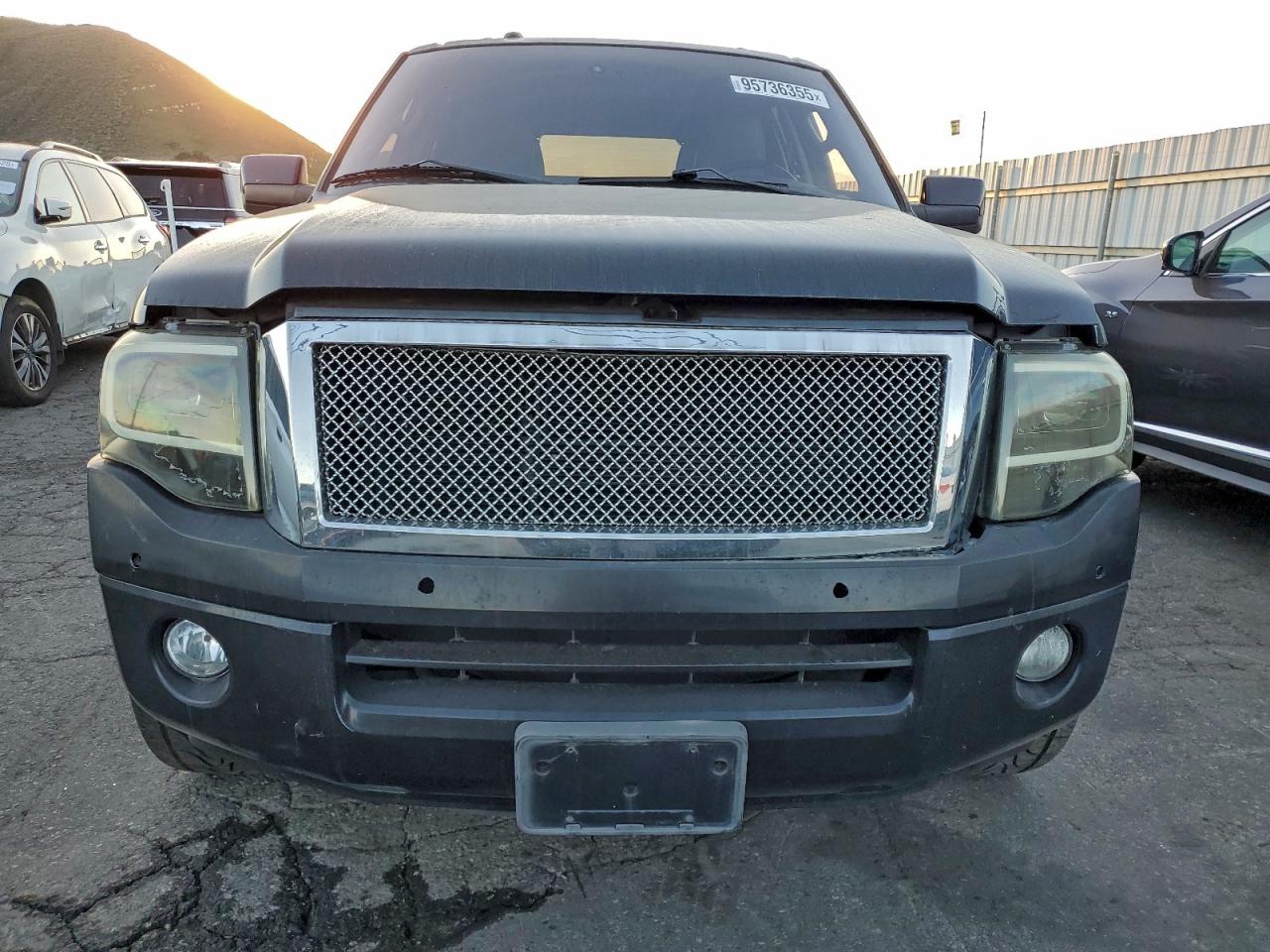 FORD EXPEDITION LIMITED