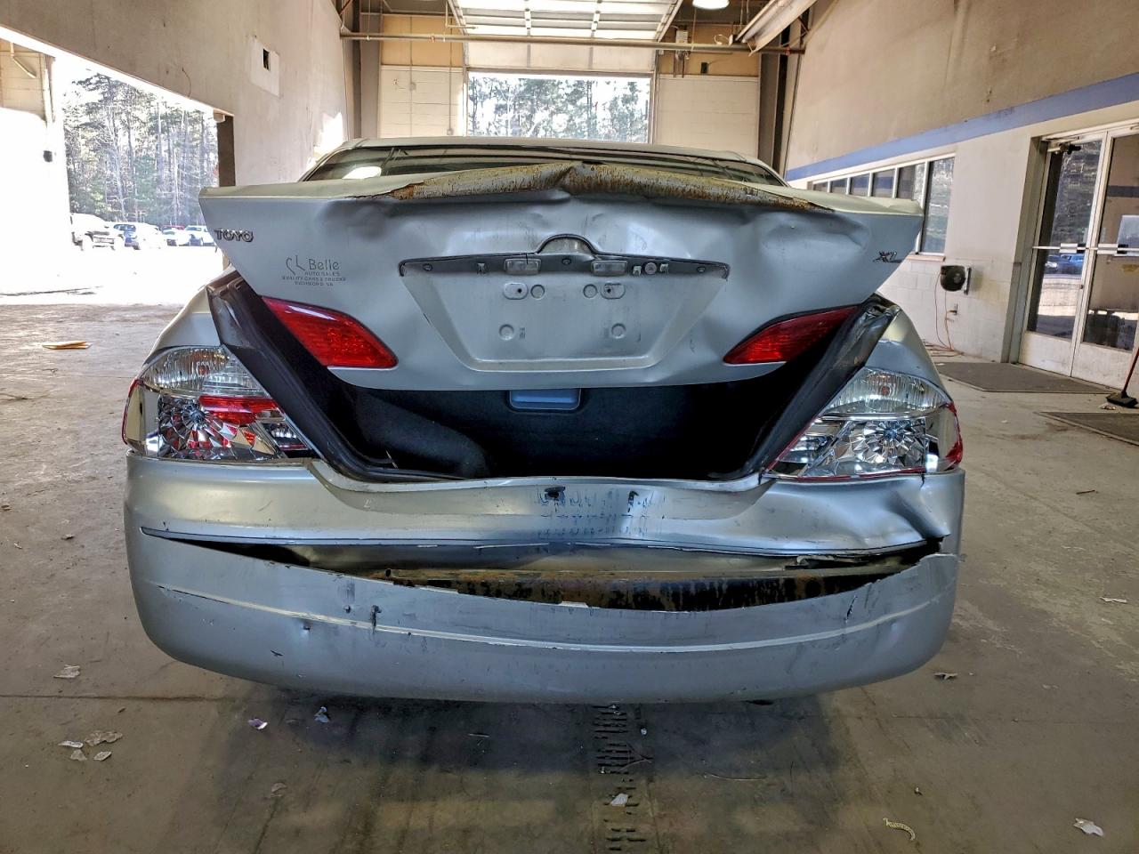 Lot #3301820416 2003 TOYOTA AVALON XL