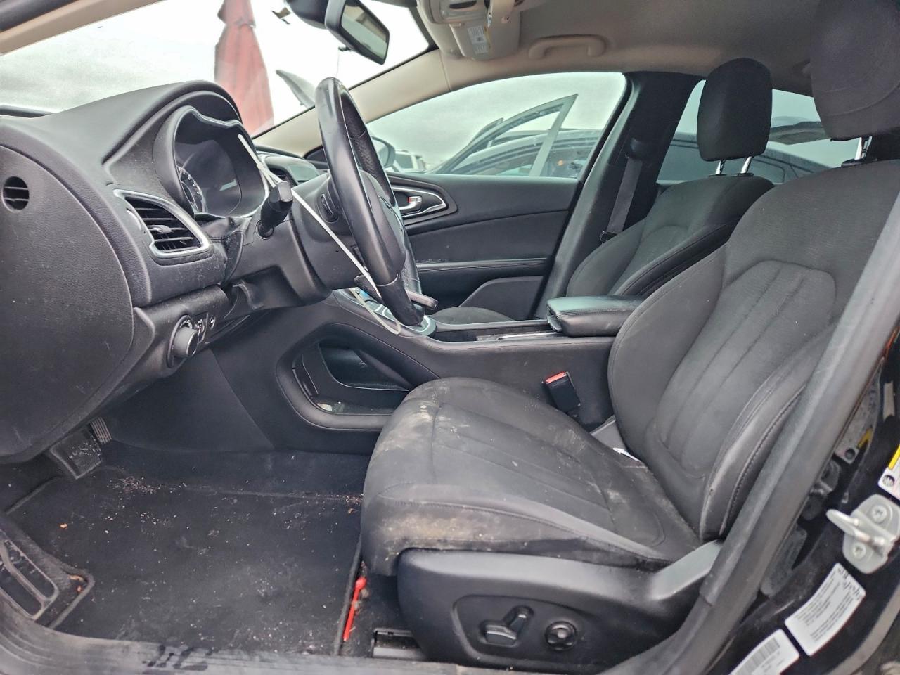 CHRYSLER 200 LIMITED