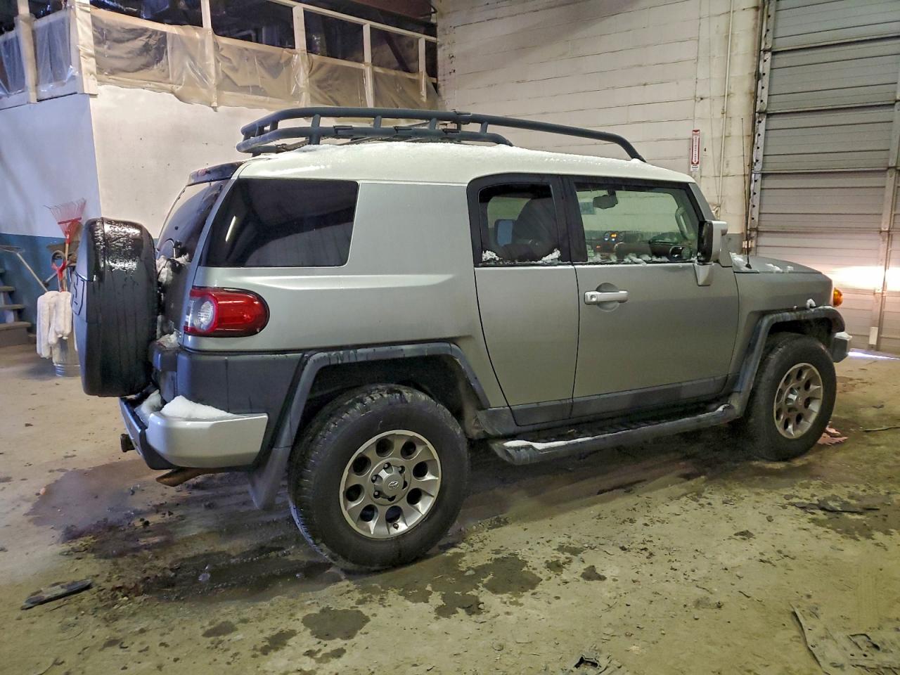 Lot #3308290162 2012 TOYOTA FJ CRUISER