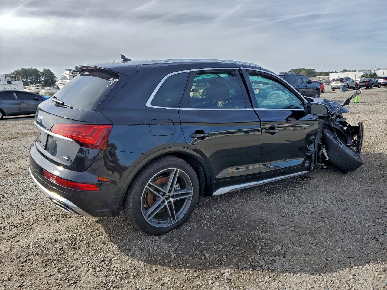 AUDI Q5 PREMIUM PLUS