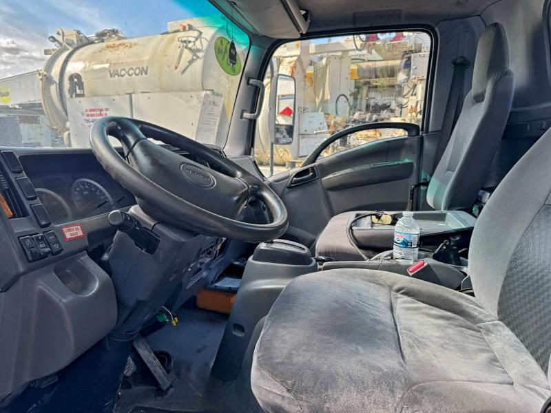 2014 ISUZU NRR #3305210016