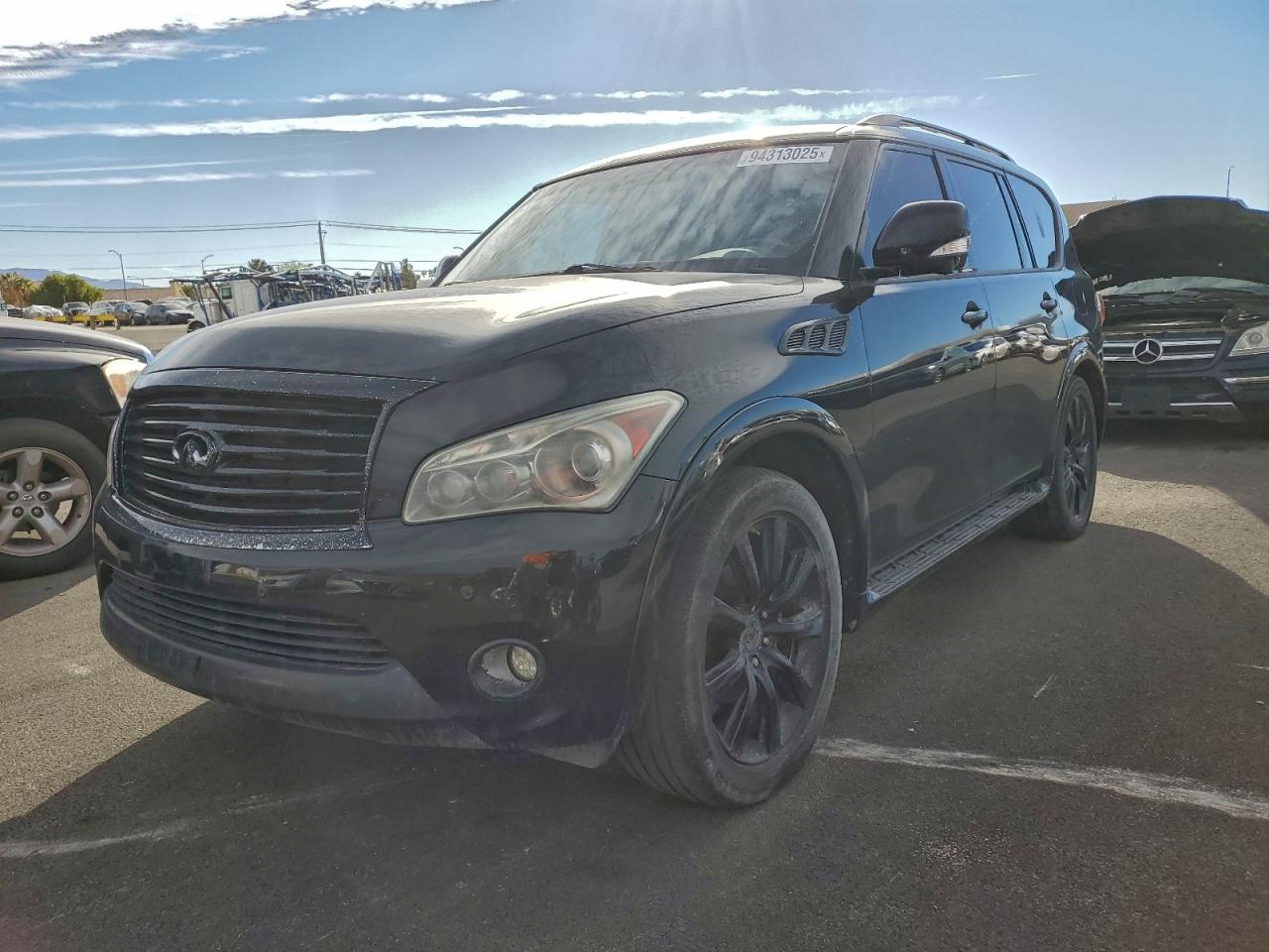 INFINITI QX56