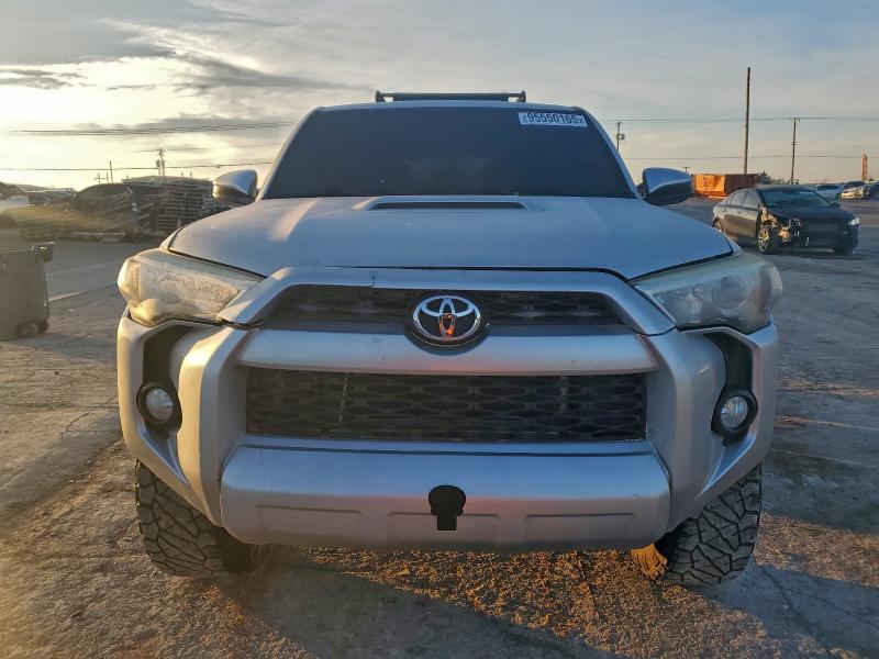 2018 TOYOTA 4RUNNER SR #3303719416
