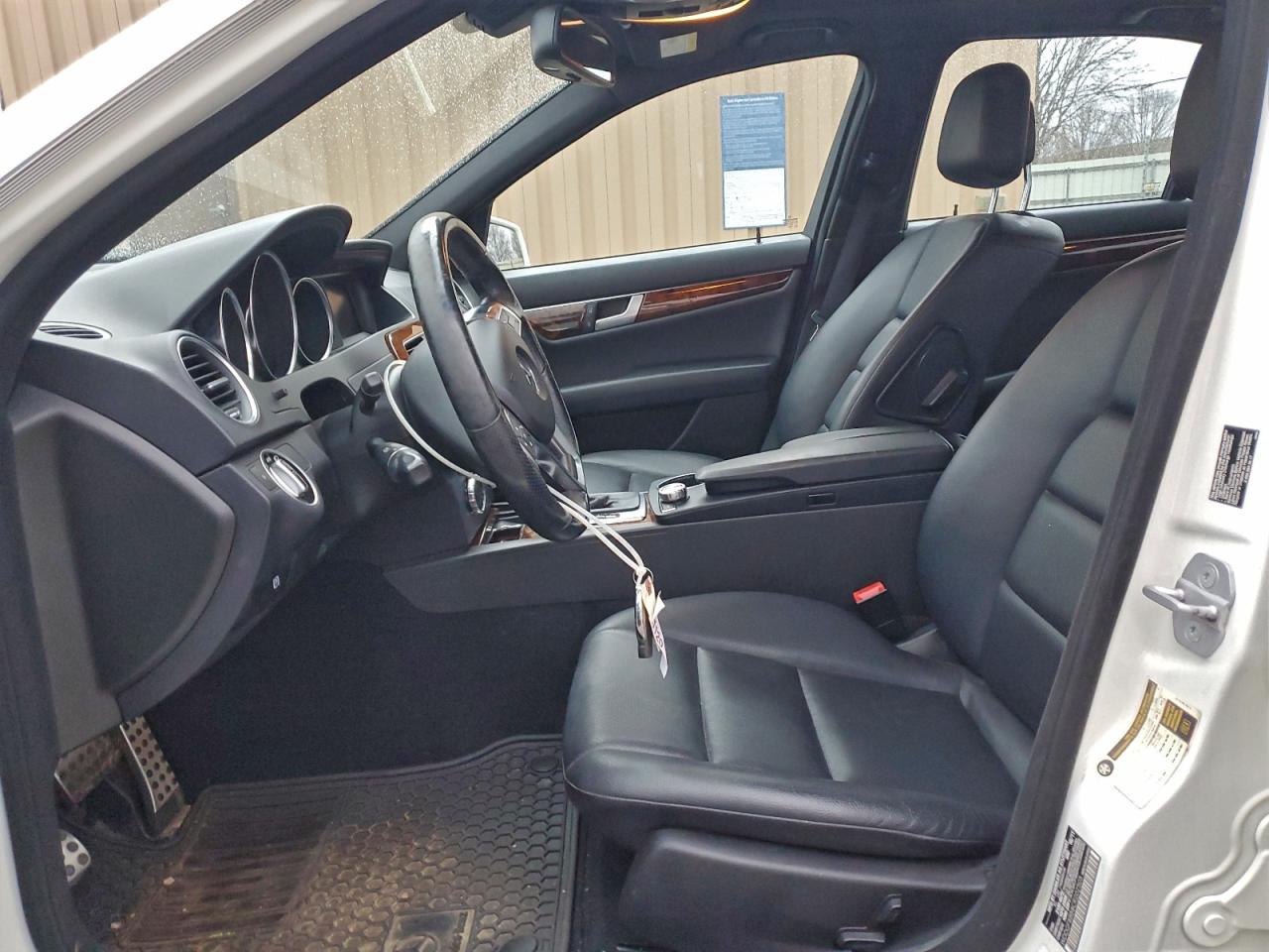 MERCEDES-BENZ C-CLASS 300 4MATIC