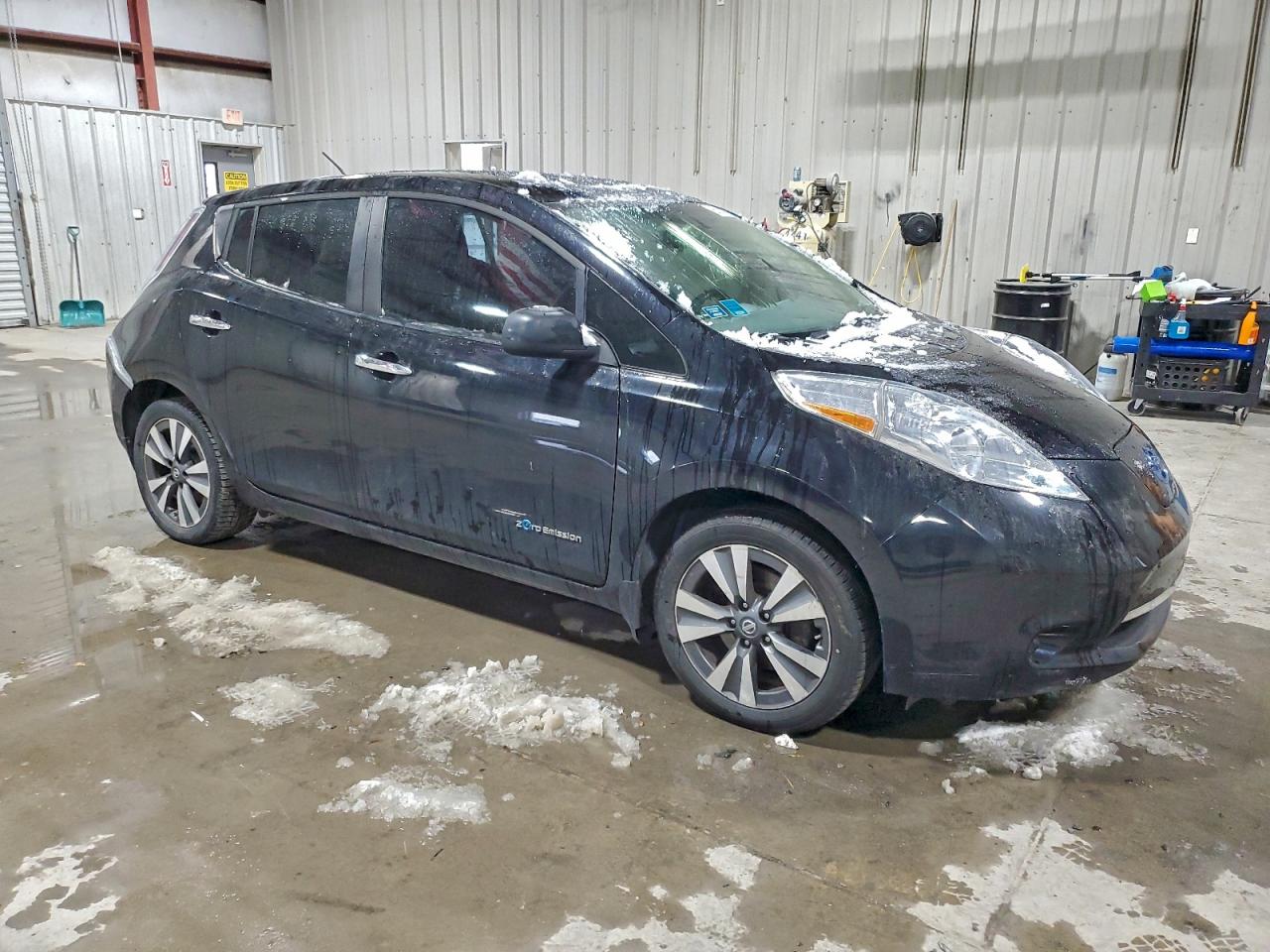 Lot #3311517287 2017 NISSAN LEAF S