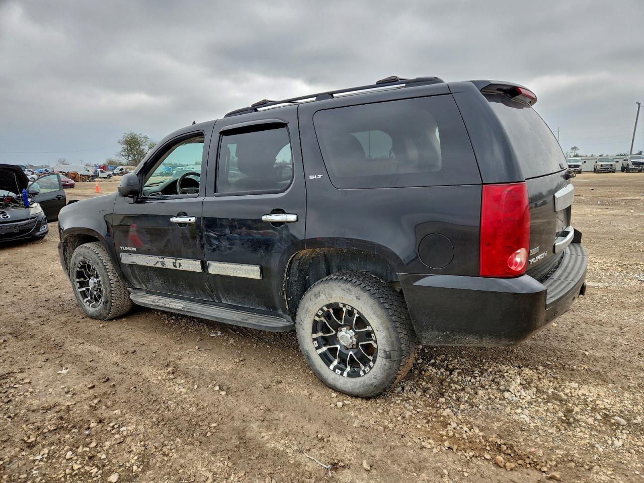 GMC YUKON SLT