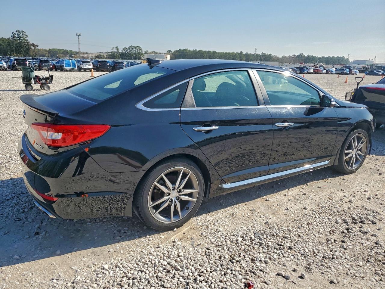 HYUNDAI SONATA SPORT
