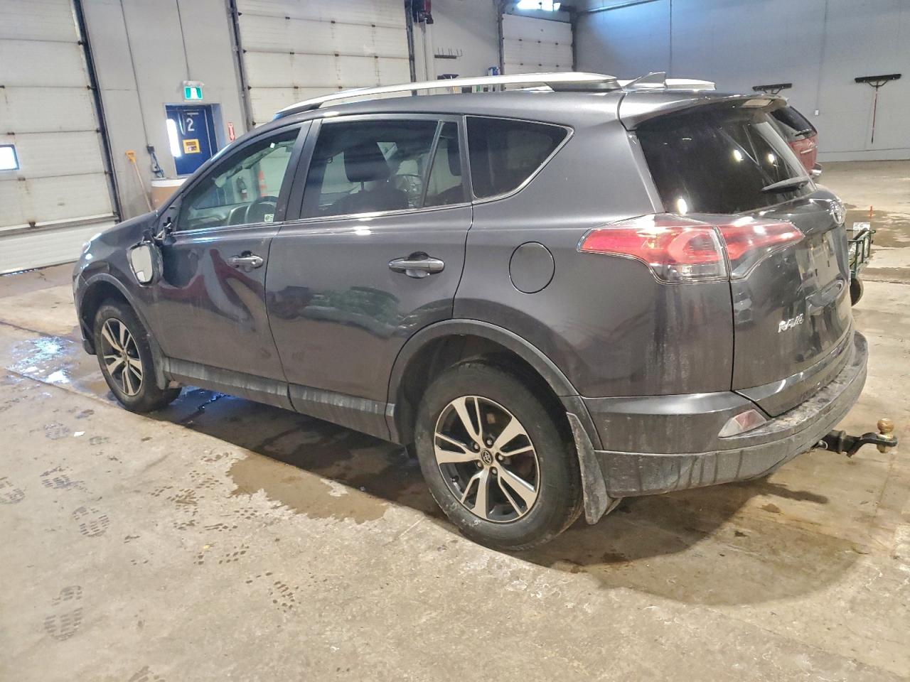 TOYOTA RAV4 LE