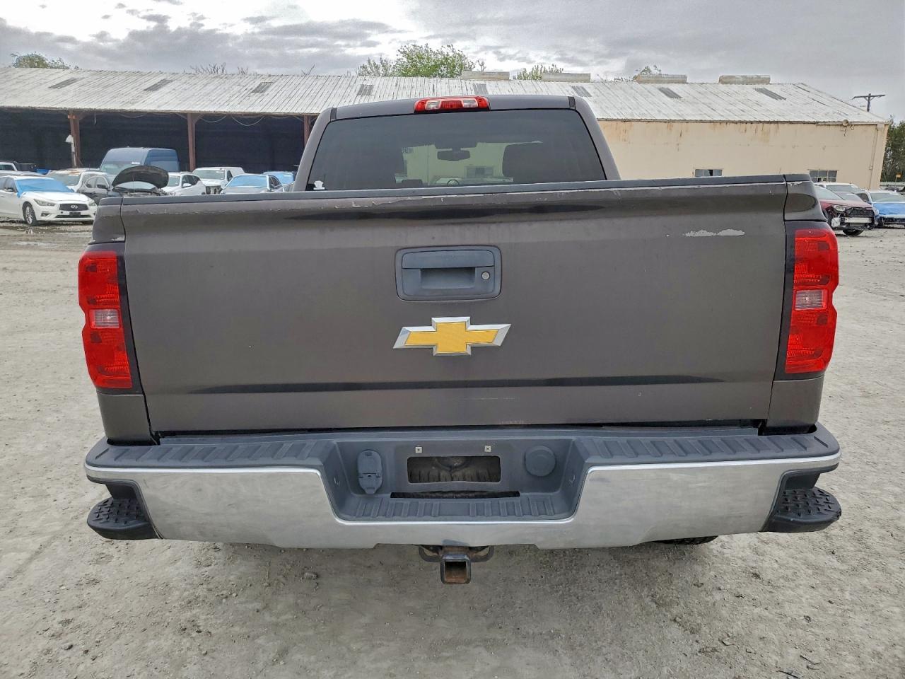 CHEVROLET SILVERADO C1500 LT