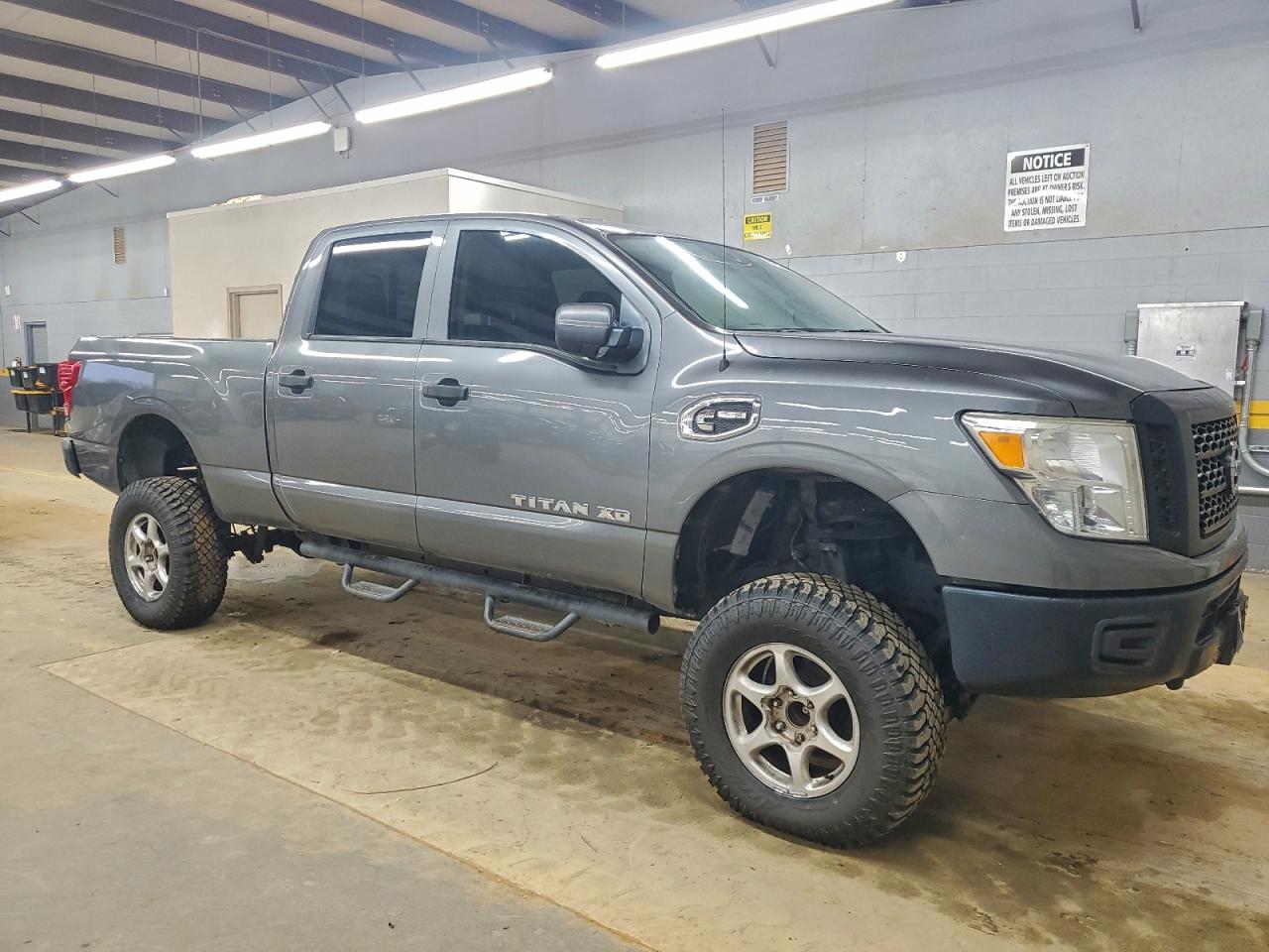 Lot #3311571267 2017 NISSAN TITAN XD S