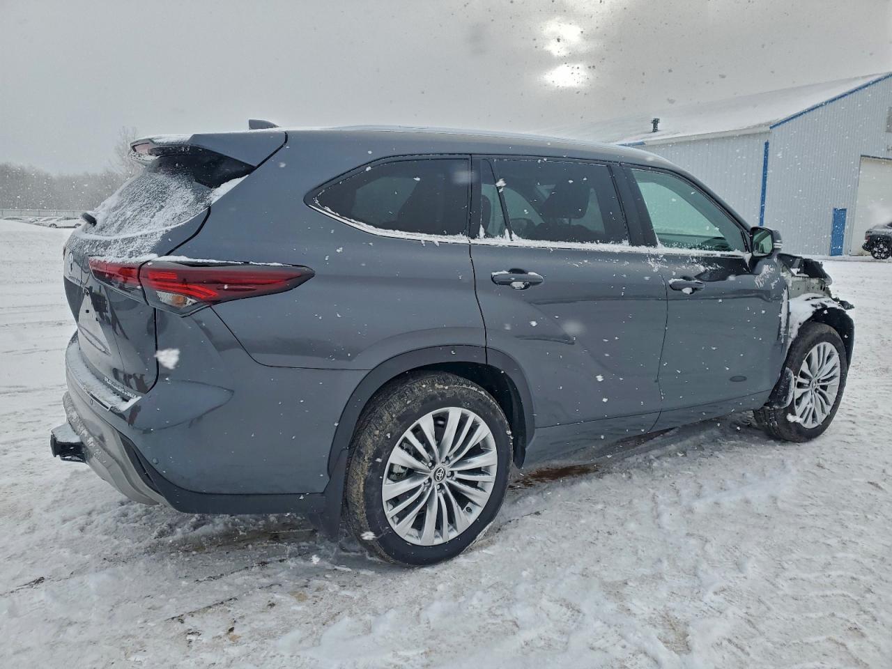 TOYOTA HIGHLANDER LE