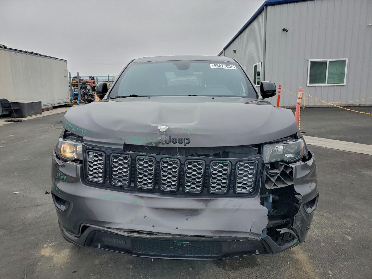 JEEP GRAND CHEROKEE LAREDO