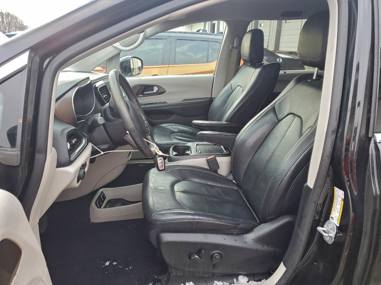 CHRYSLER PACIFICA TOURING L PLUS