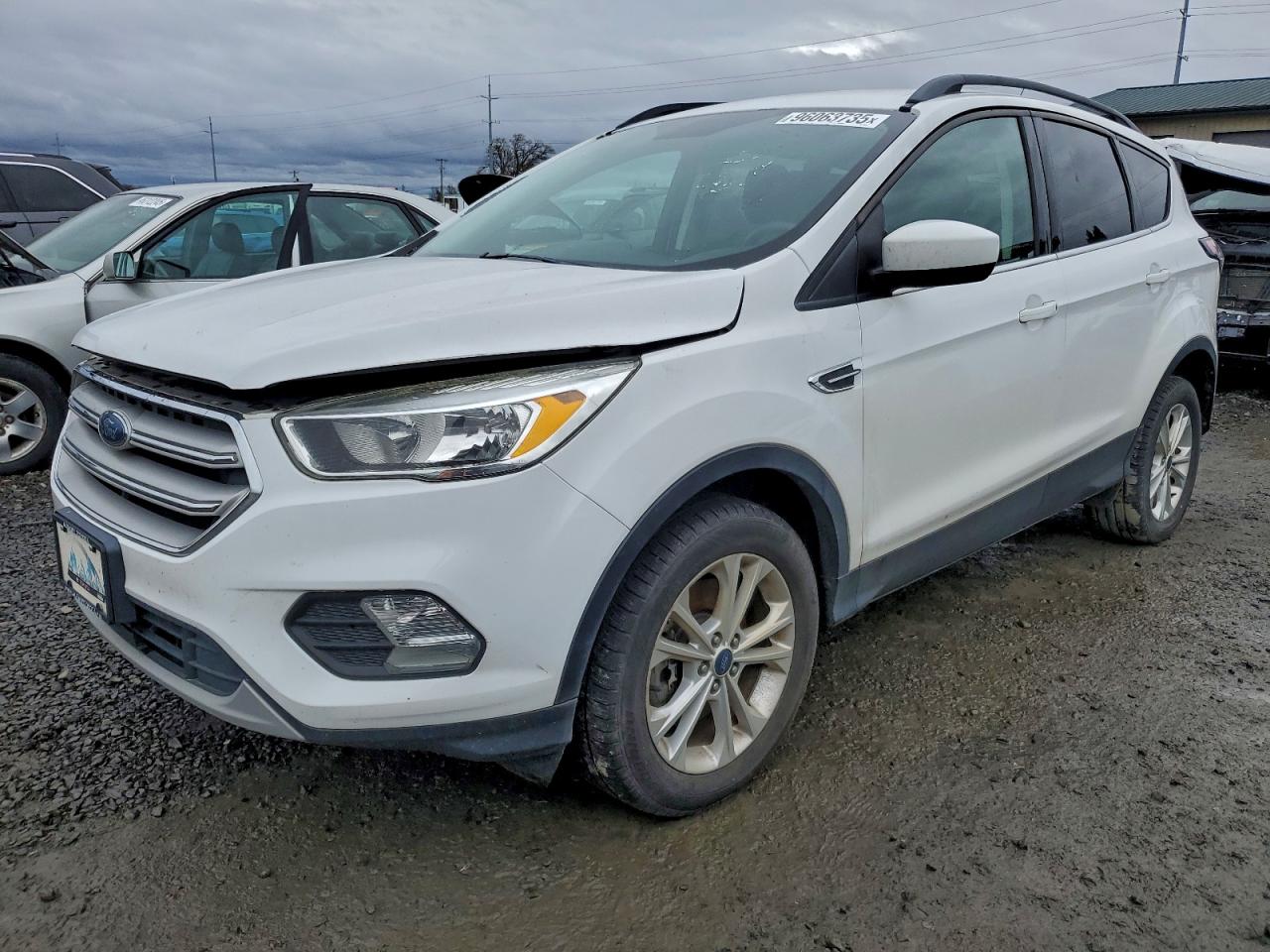 Lot #3311523242 2018 FORD ESCAPE SE
