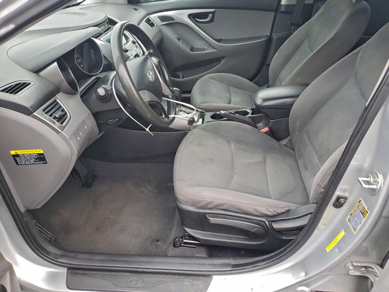 Lot #3315930093 2013 HYUNDAI ELANTRA GL