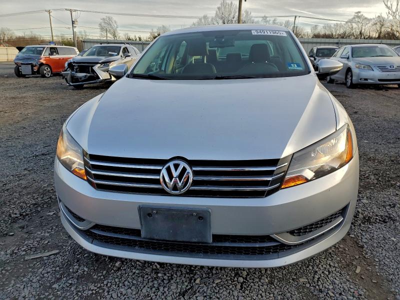 2012 VOLKSWAGEN PASSAT SE #3305355319