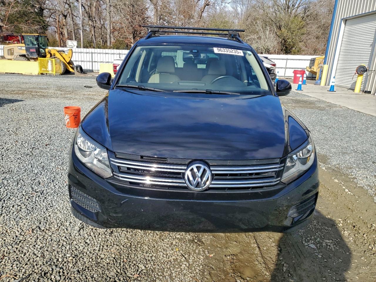 VOLKSWAGEN TIGUAN S