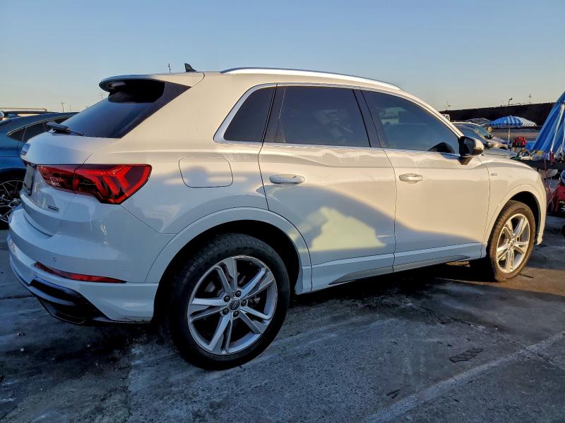 2019 AUDI Q3 PREMIUM #3304773917