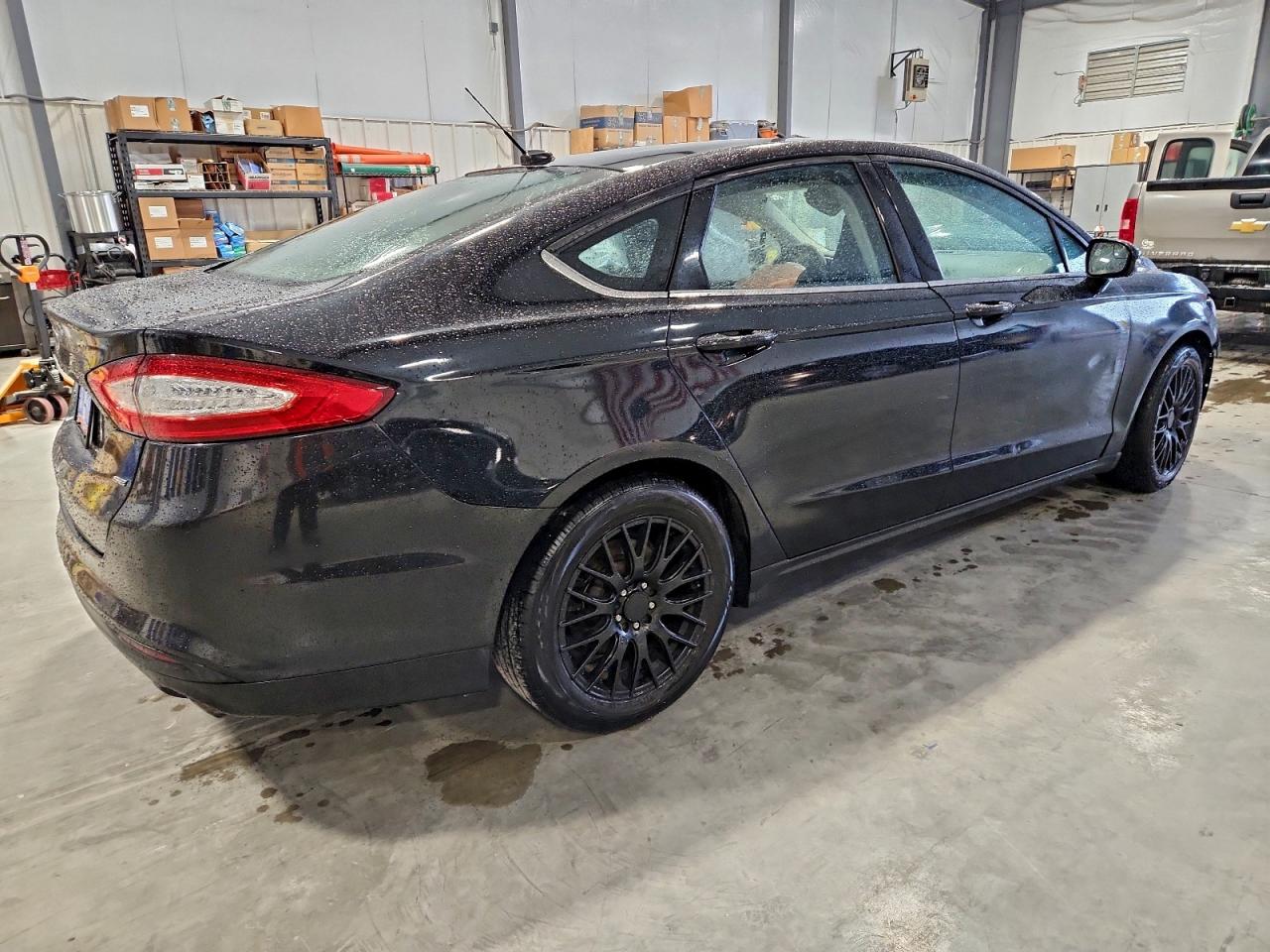 FORD FUSION SE