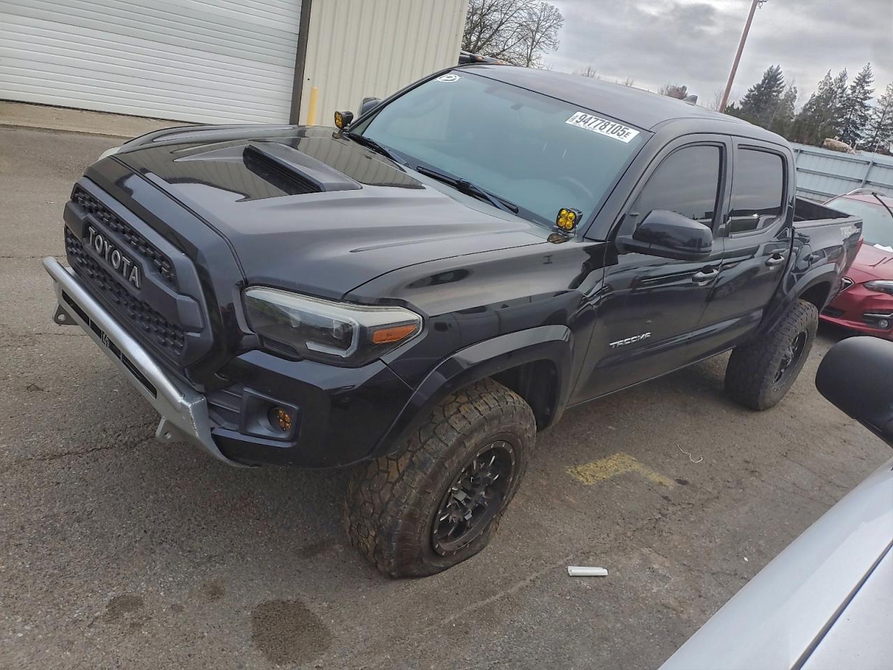 TOYOTA TACOMA DOUBLE CAB