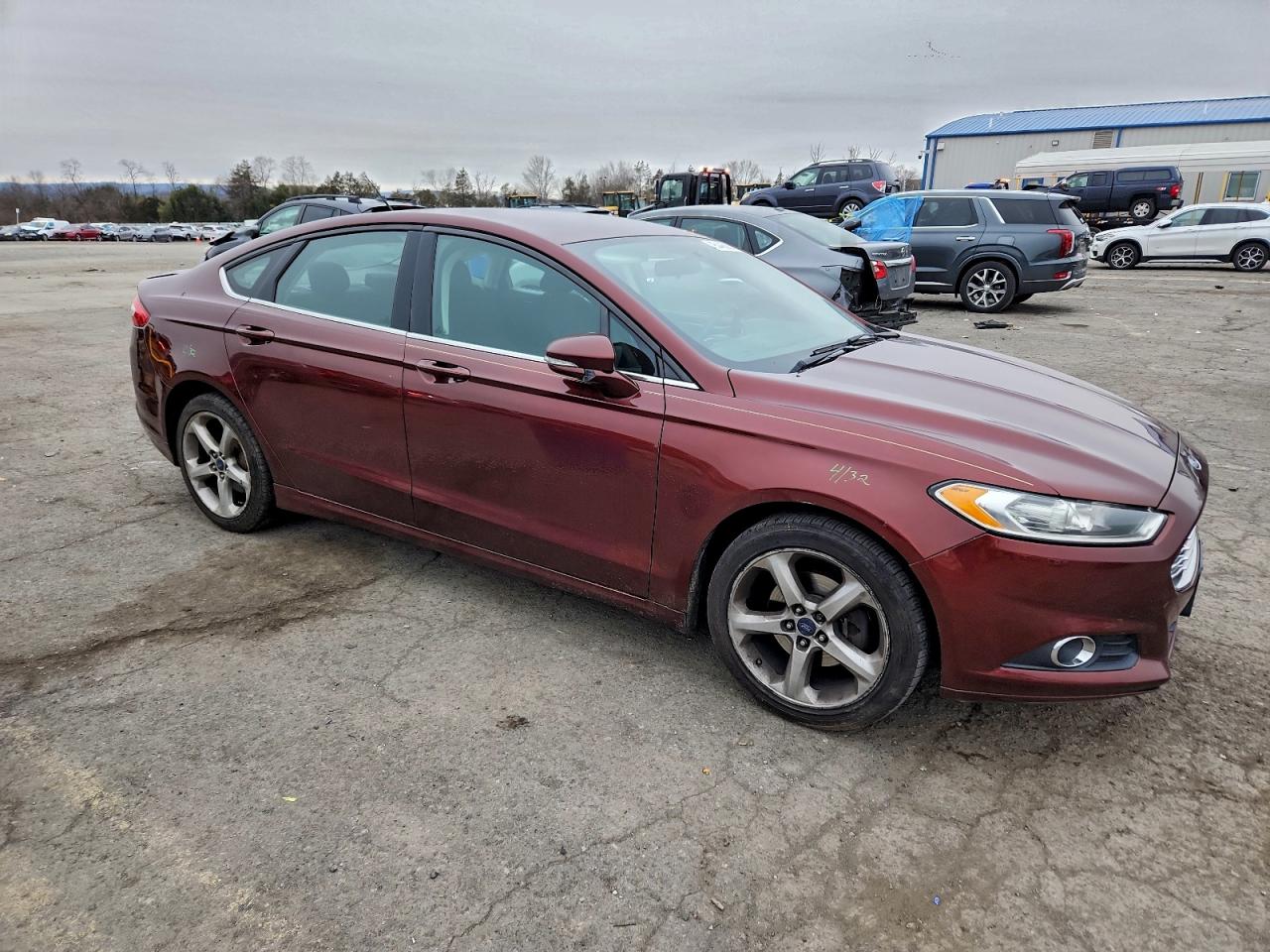 FORD FUSION SE