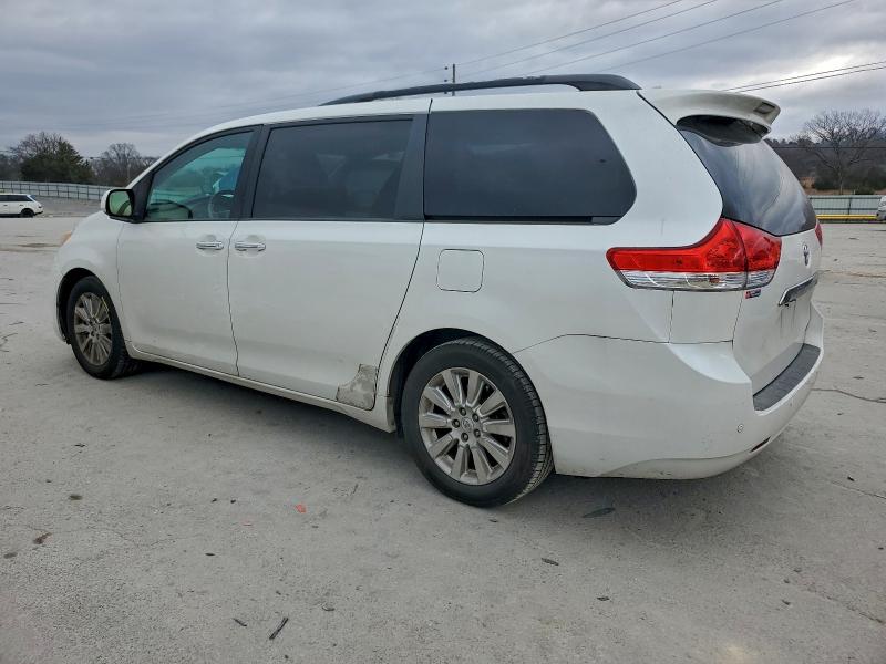 2011 TOYOTA SIENNA XLE #3310515093