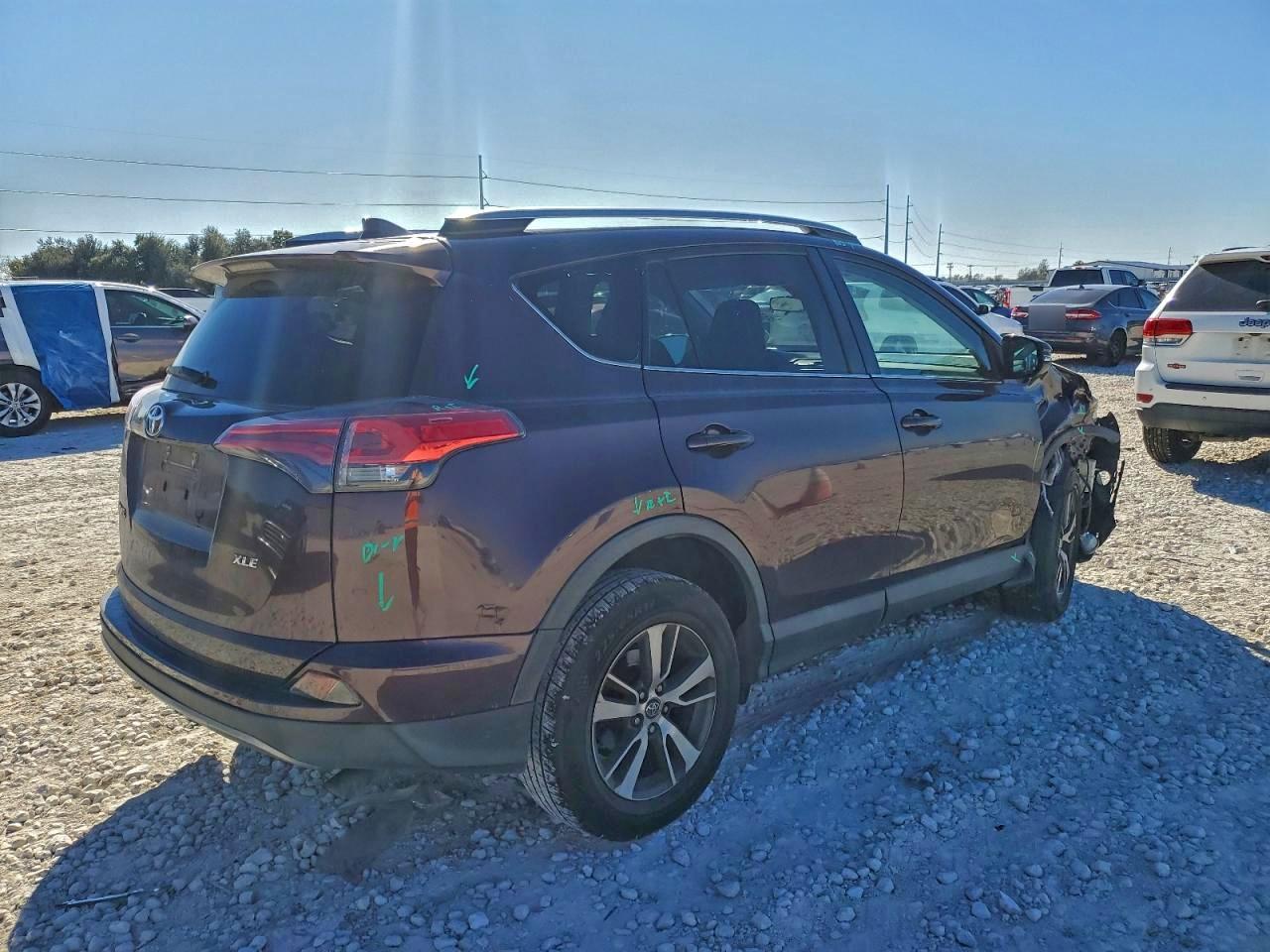 Lot #3317186147 2017 TOYOTA RAV4 XLE