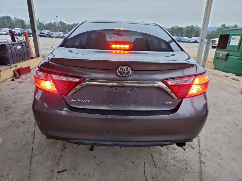 2015 TOYOTA CAMRY LE #3305541102