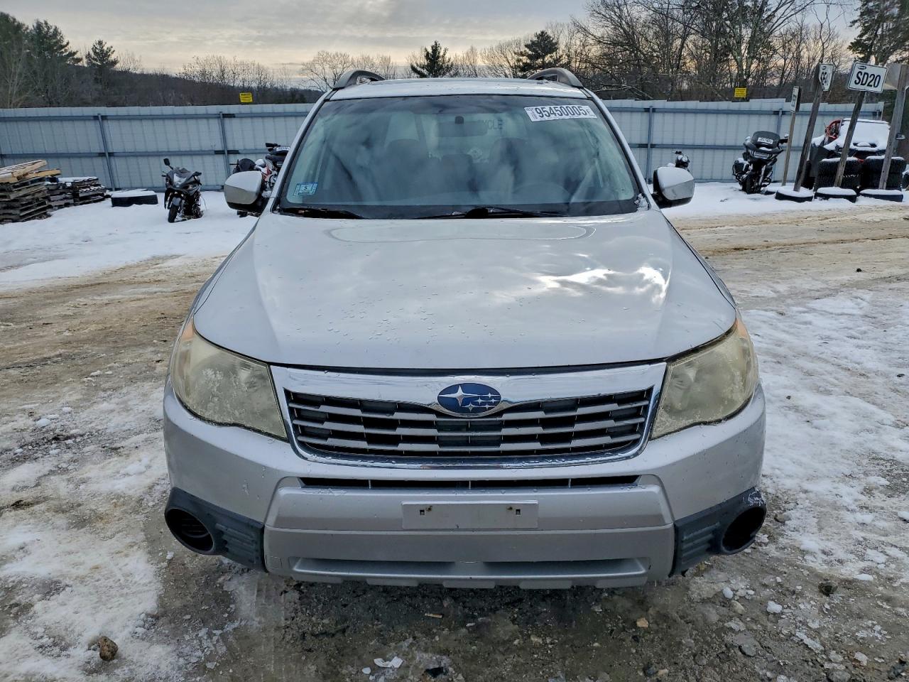 Lot #3309279625 2010 SUBARU FORESTER 2
