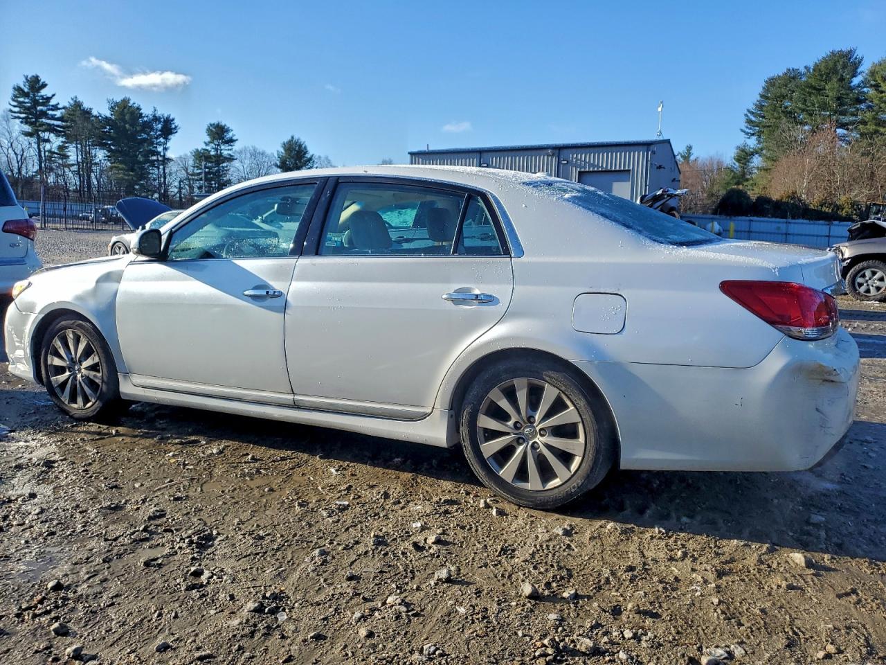TOYOTA AVALON BASE