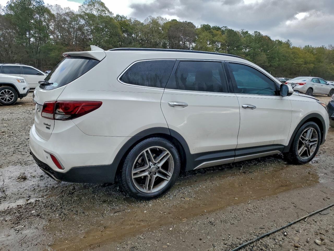 HYUNDAI SANTA FE SE ULTIMATE