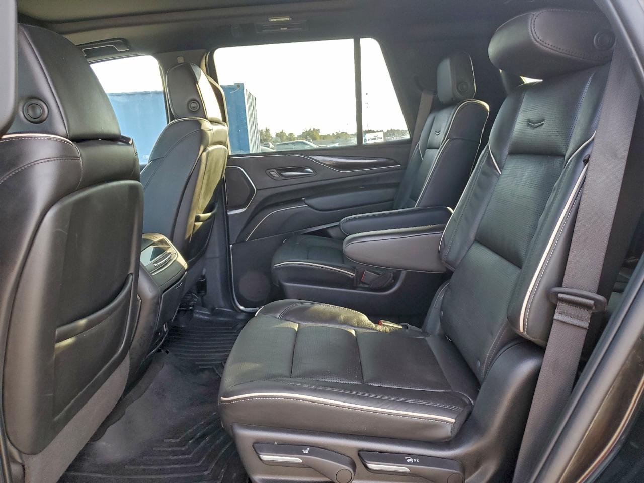 Lot #3311427457 2022 CADILLAC ESCALADE S