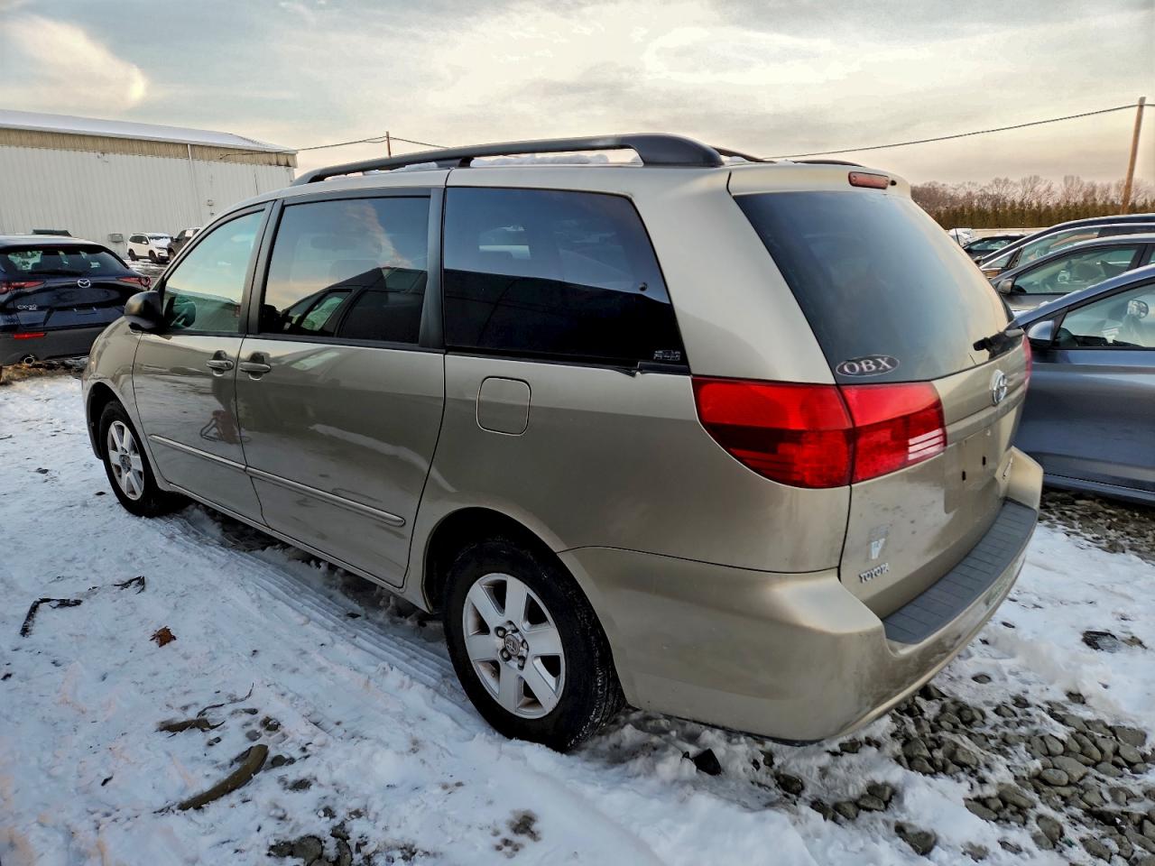 Lot #3317782122 2004 TOYOTA SIENNA CE