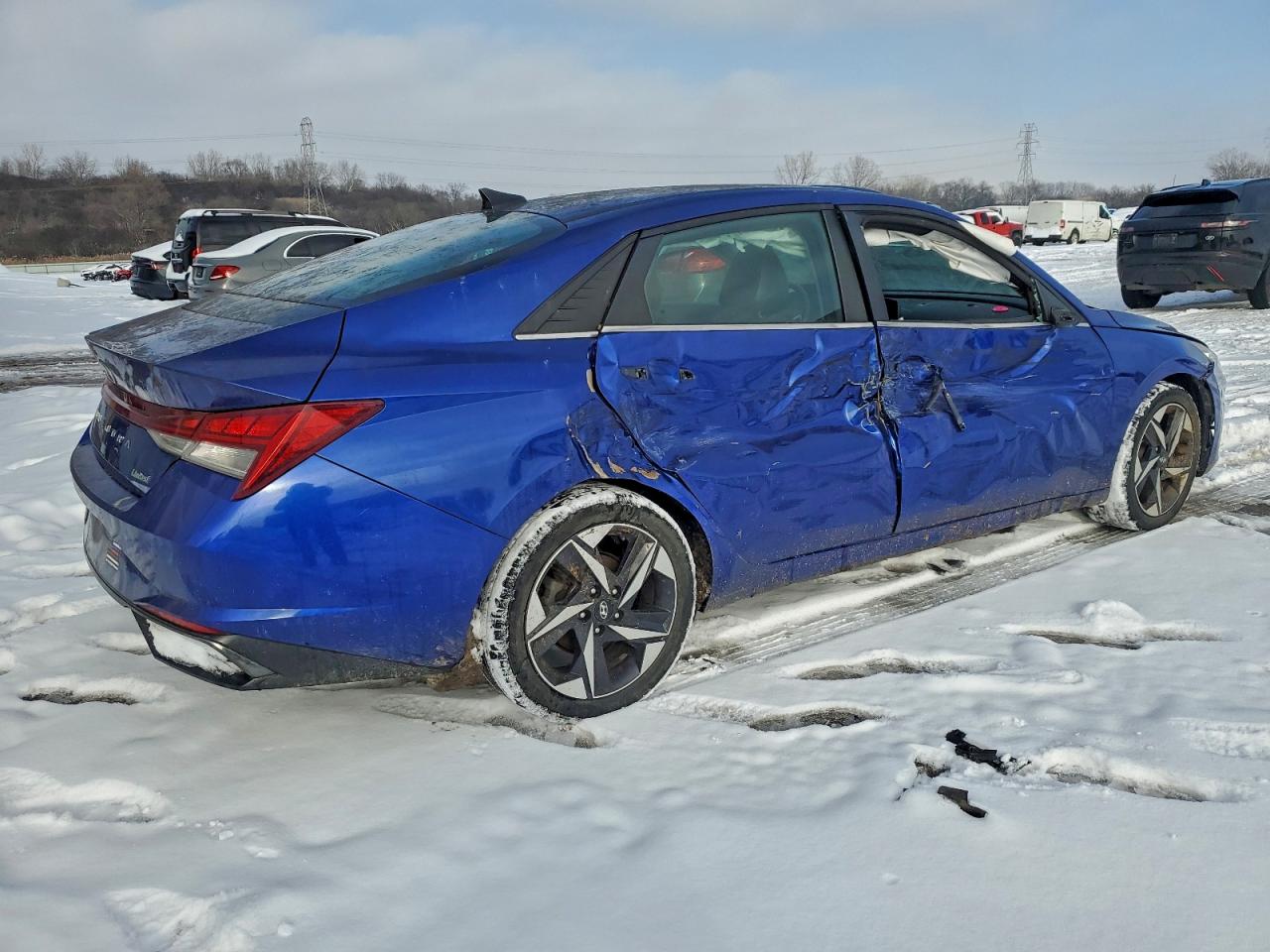 Lot #3304565439 2021 HYUNDAI ELANTRA LI