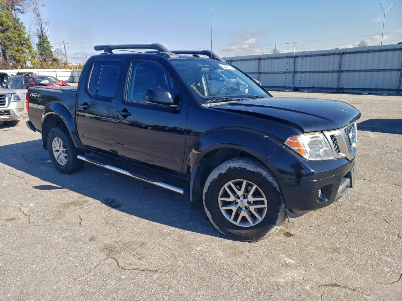 NISSAN FRONTIER S