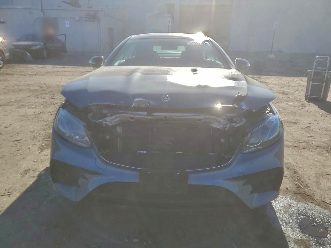 MERCEDES-BENZ E-CLASS AMG 53